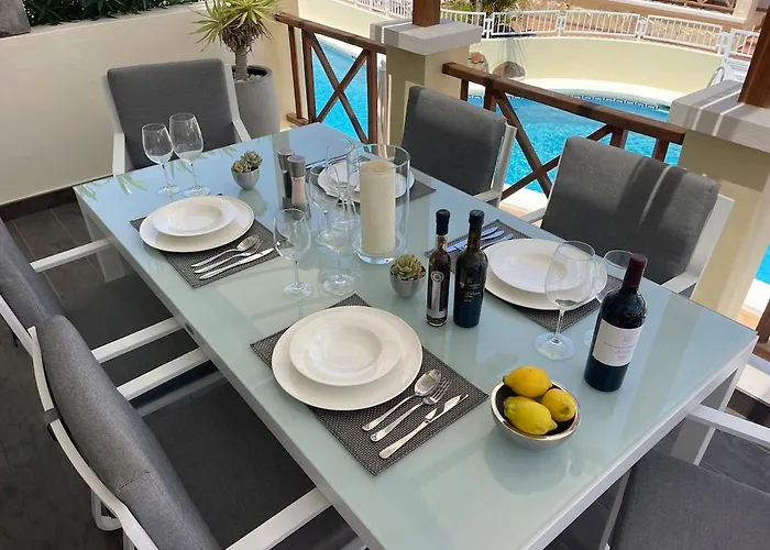 Luxury, Boutique Two-bedroom Modern Townhouse With Golf Views Willa Arona (Tenerife)