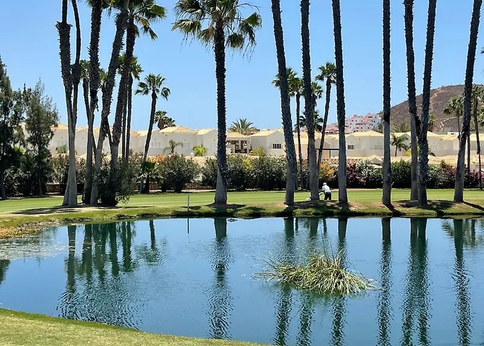 Villa Luxury, Boutique Two-bedroom Modern Townhouse With Golf Views