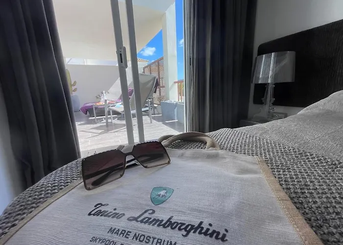 Villa Luxury, Boutique Two-bedroom Modern Townhouse With Golf Views Arona (Tenerife)